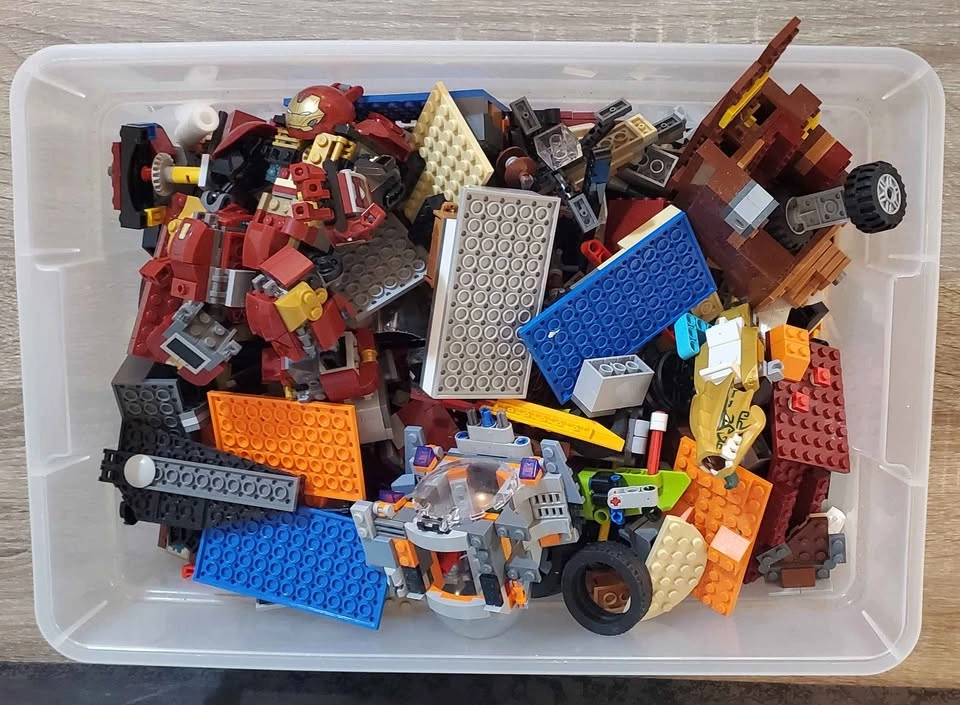LEGO Marvel Super Heroes & More - photo 2
