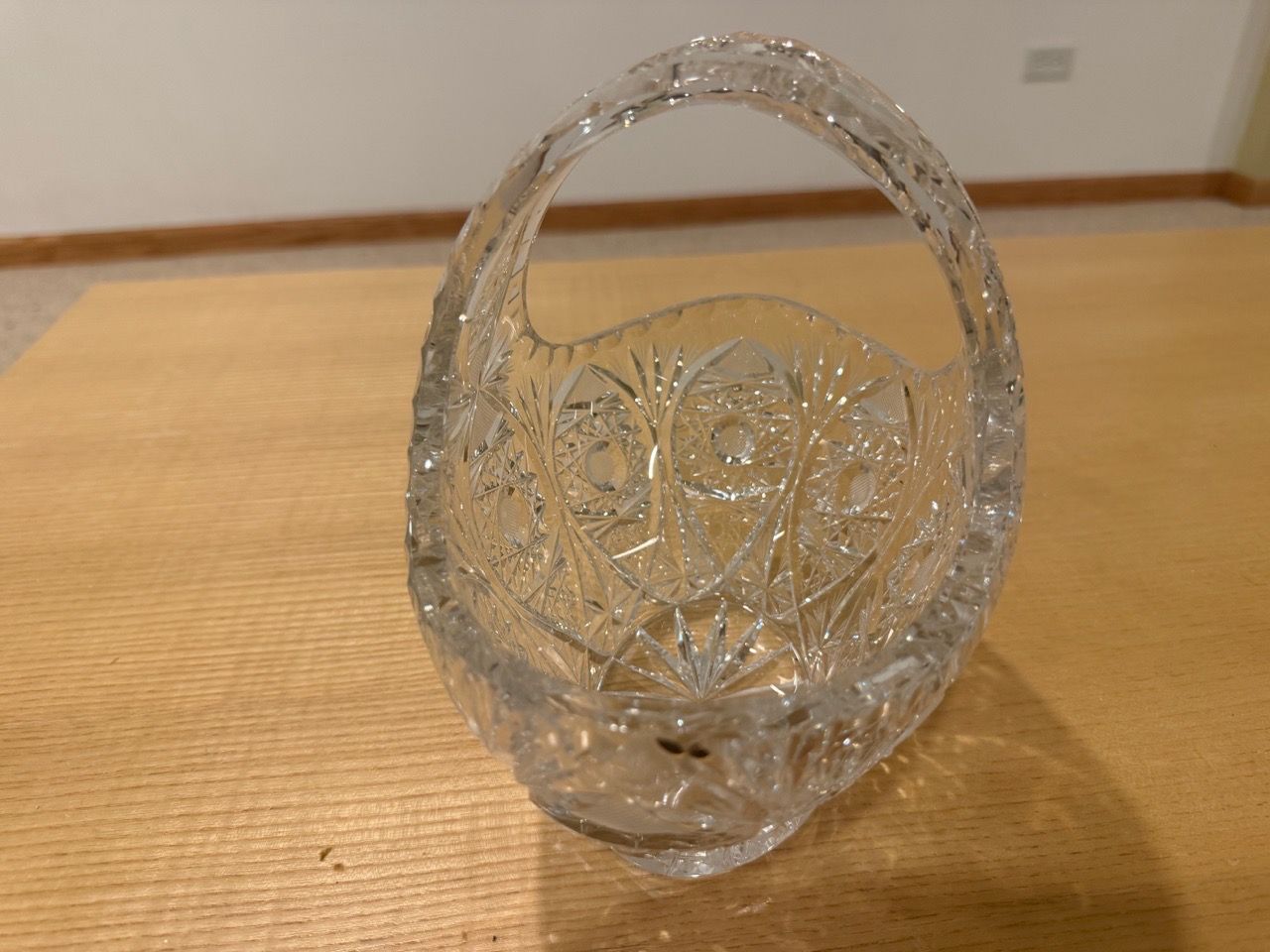Beautiful Vintage Crystal Glass Fruit Bowl Basket with Handle - photo 2