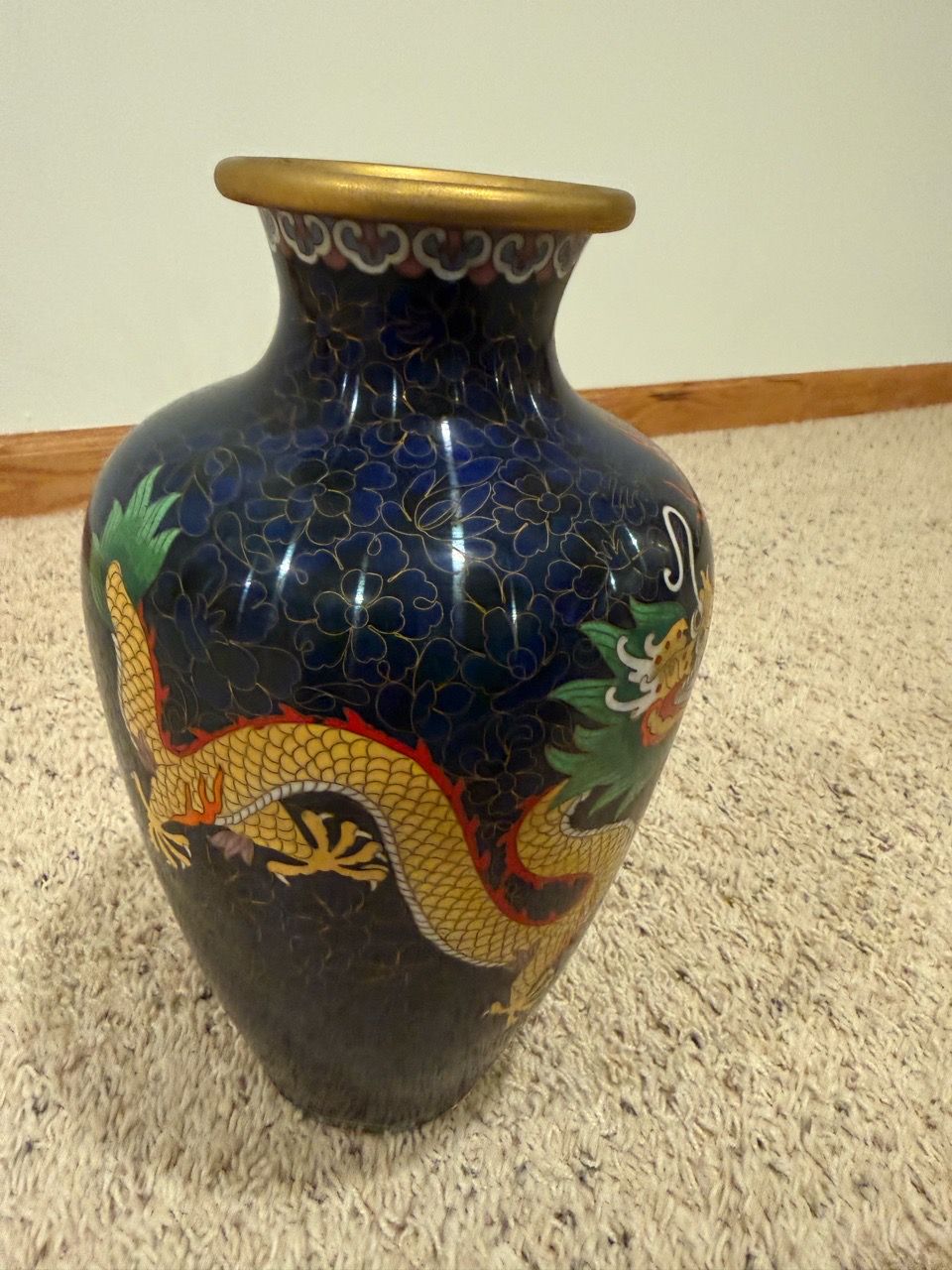 Vintage Chinese Cloisonne Dragon Vase - photo 4