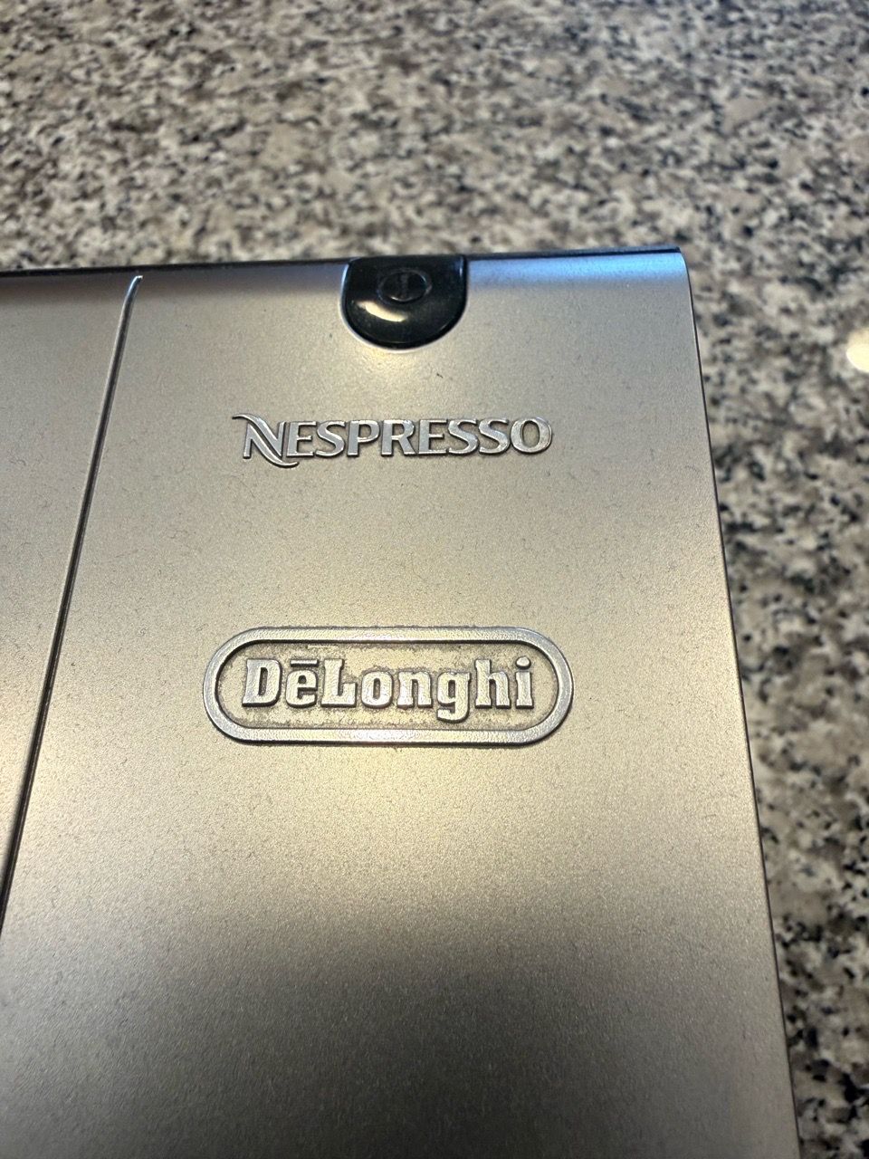 De'Longhi Nespresso Lattissima Plus Coffee Machine - photo 4