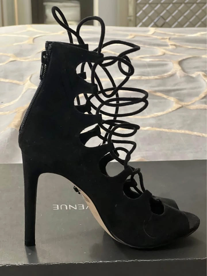 Aldo Black Suede Sandals Stiletto Heels - photo 3
