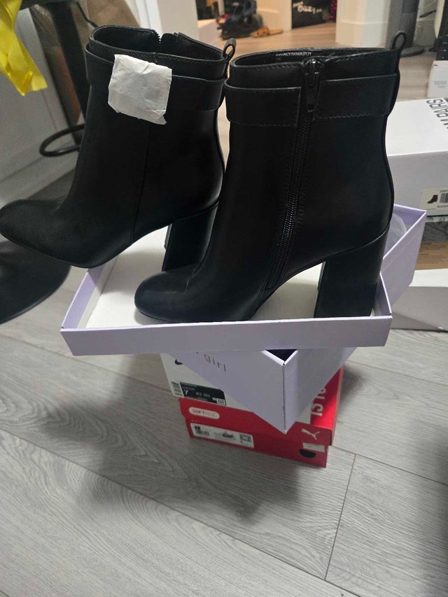 Madden Girl Whirly Ankle Boots Size 7 - BNIB - photo 4