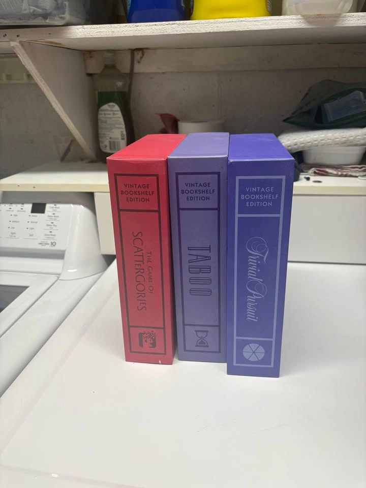 3 Vintage Bookshelf Edition Board Games – Trivial Pursuit, Taboo - photo 3