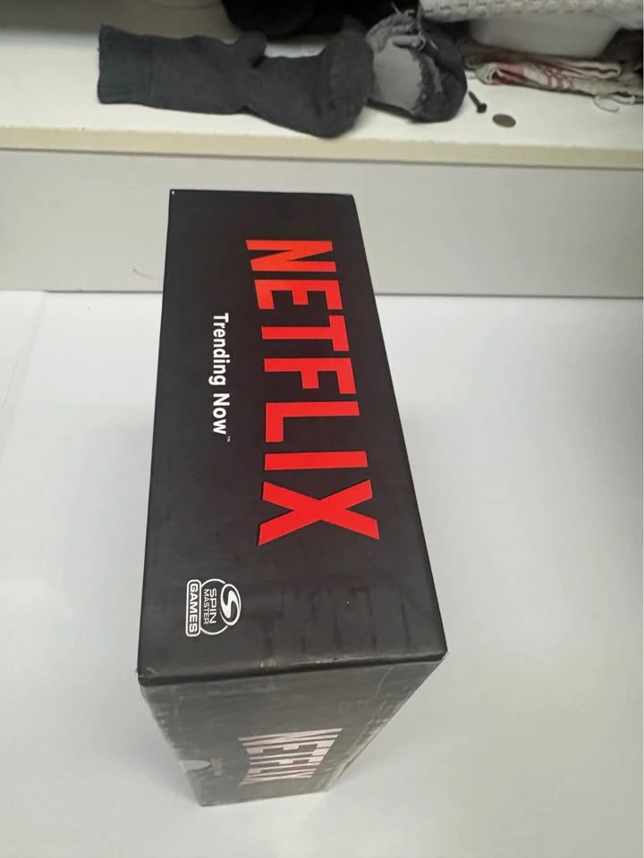 Netflix Trending Now Party Game – 3-10 Players – BNIB - photo 5