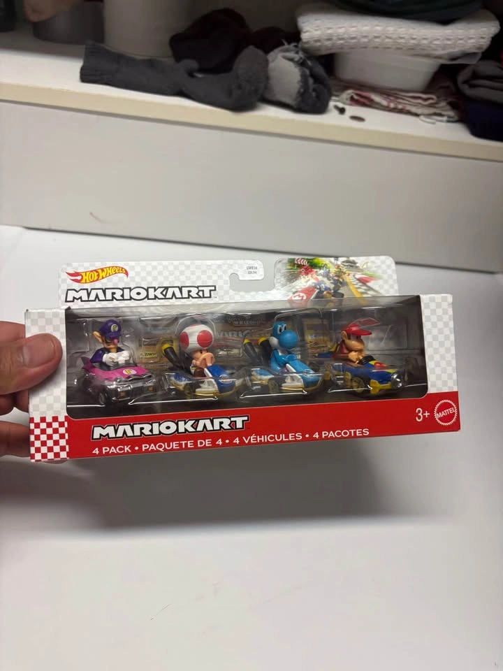 NEW Hot Wheels Mario Kart 4-Pack – Waluigi, Toad, Yoshi & Diddy - photo 2