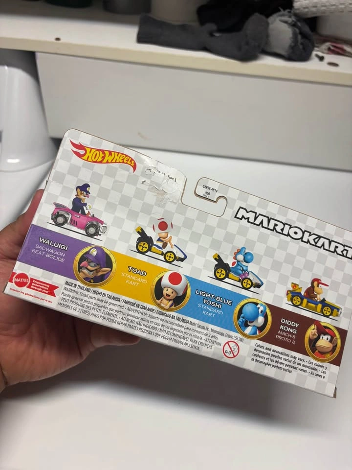 NEW Hot Wheels Mario Kart 4-Pack – Waluigi, Toad, Yoshi & Diddy - photo 3