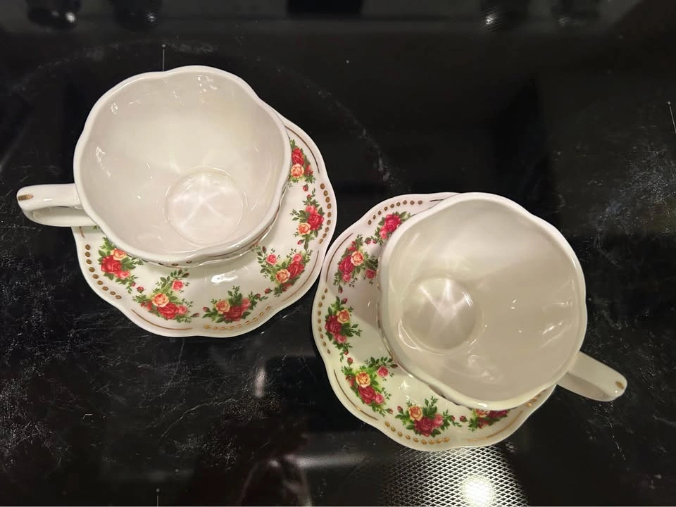 Royal Albert Old Country Roses with Golden Pearl Cup & Saucer - photo 2