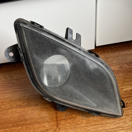 Freightliner Cascadia Right Fog Light (2018-2024)