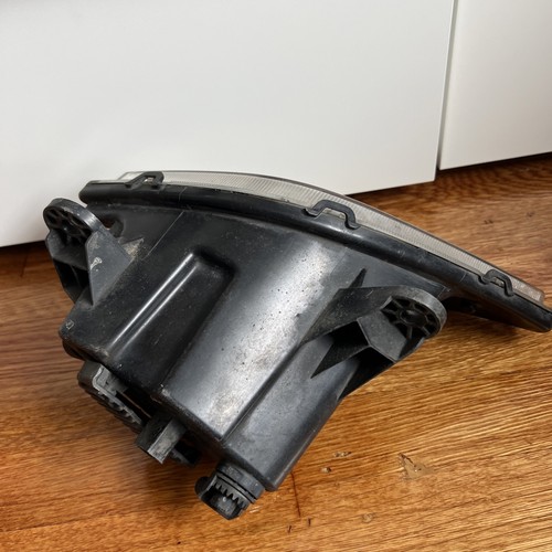 Freightliner Cascadia Right Fog Light (2018-2024) - photo 2