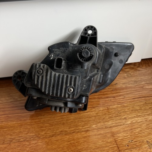 Freightliner Cascadia Right Fog Light (2018-2024) - photo 5