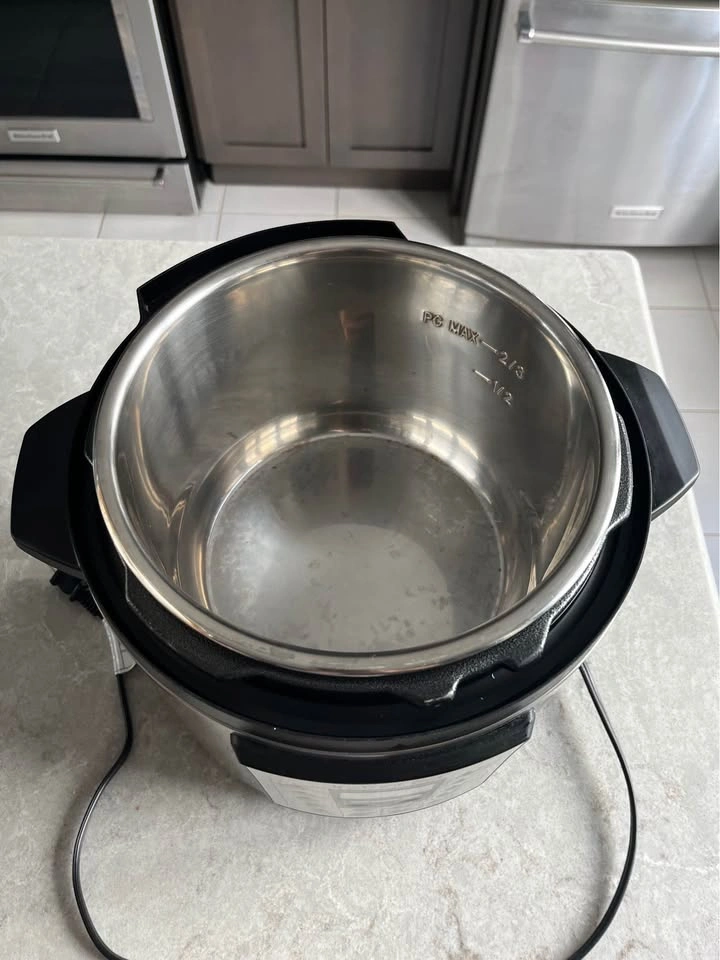 Instant Pot IP-LUX Pressure Cooker 6 Quart - photo 3