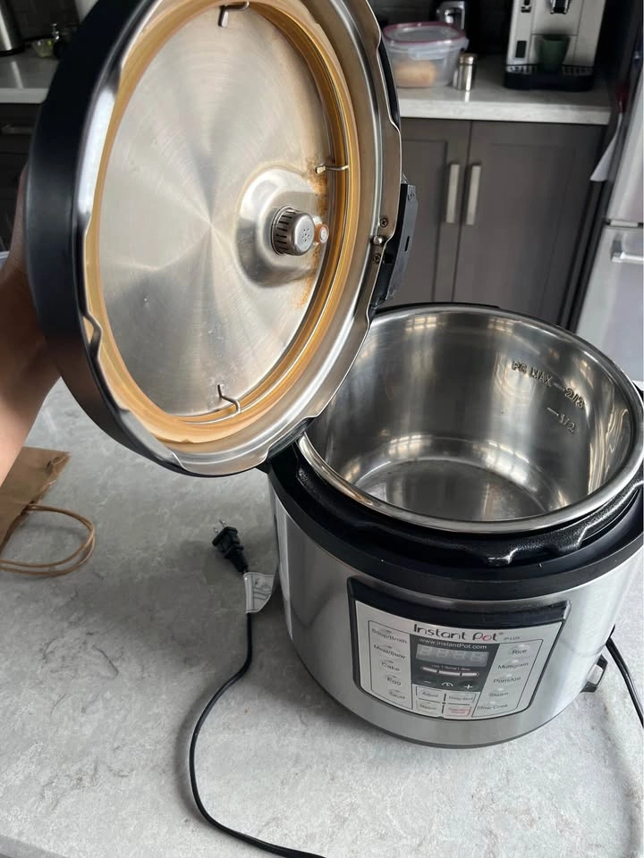 Instant Pot IP-LUX Pressure Cooker 6 Quart - photo 4