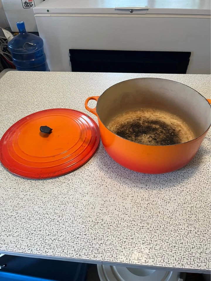 12.4L Le Creuset Enameled Cast Iron Dutch Oven - photo 2