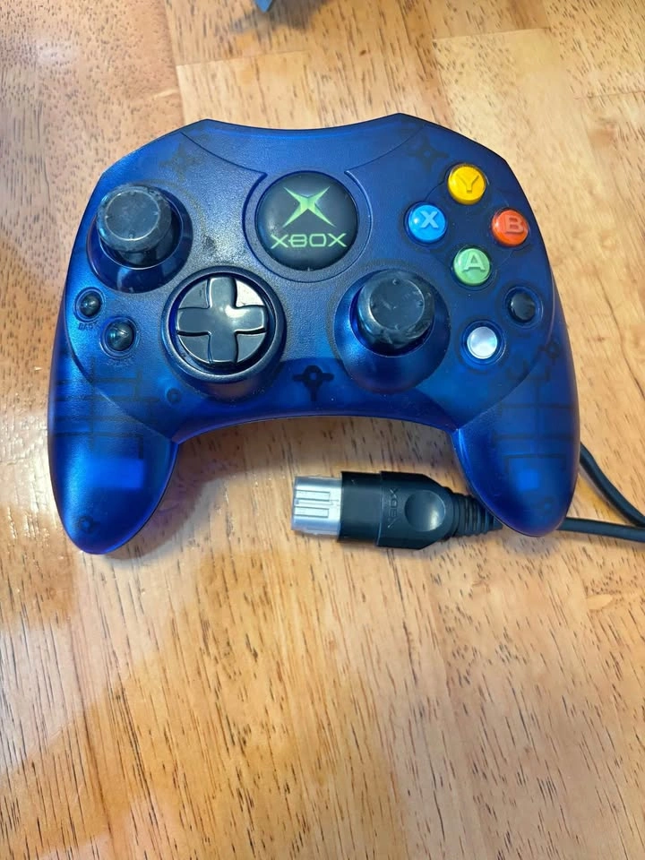 Original Xbox transparent blue Controller S