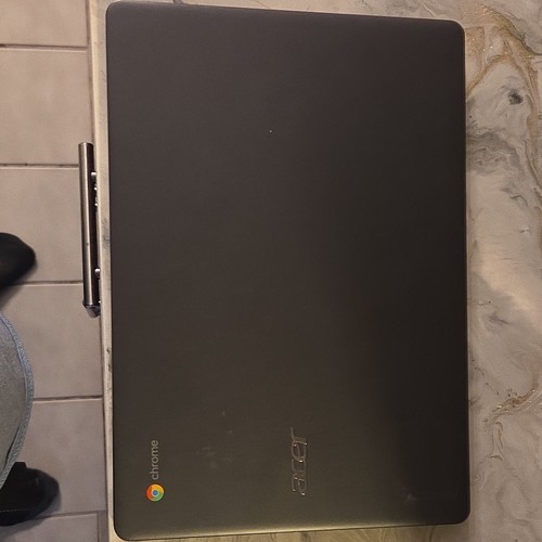 Acer Chromebook 15 15.6in Intel Pentium 4GB 32GB Chrome OS