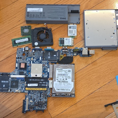Dell 0PF366 CN-0PF366 Laptop Motherboard AMD Socket S1