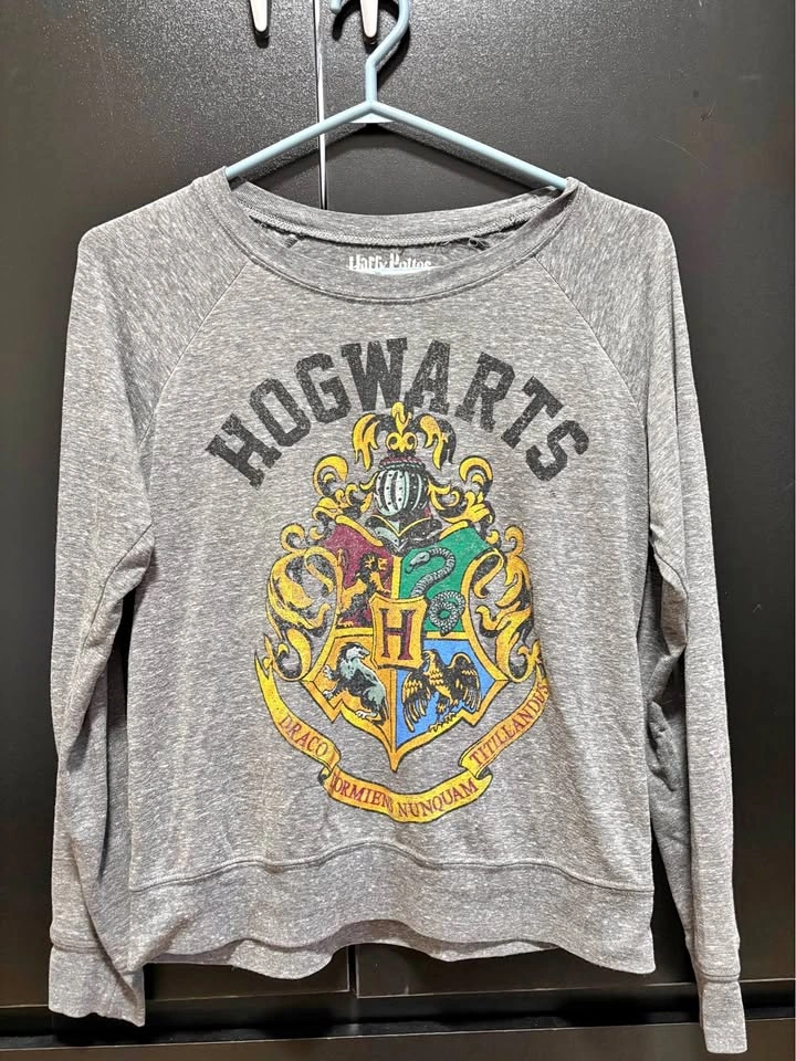 forever 21 harry potter long-sleeve shirt (s)