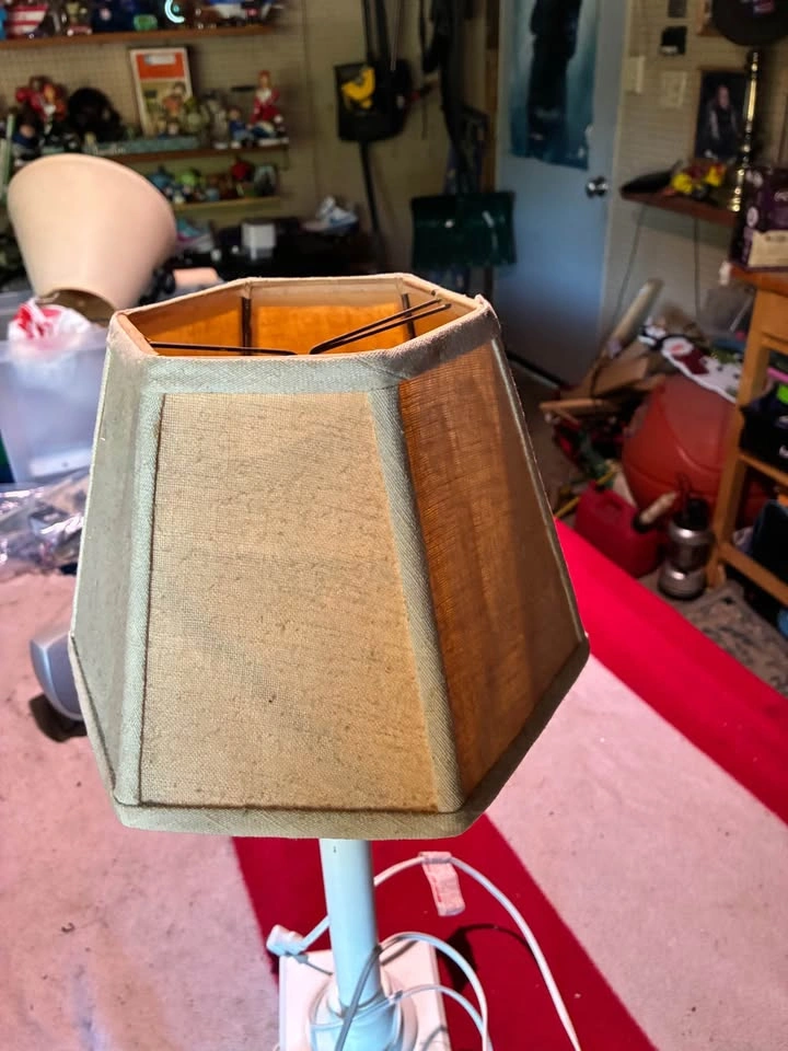 Vintage white table lamp - photo 4
