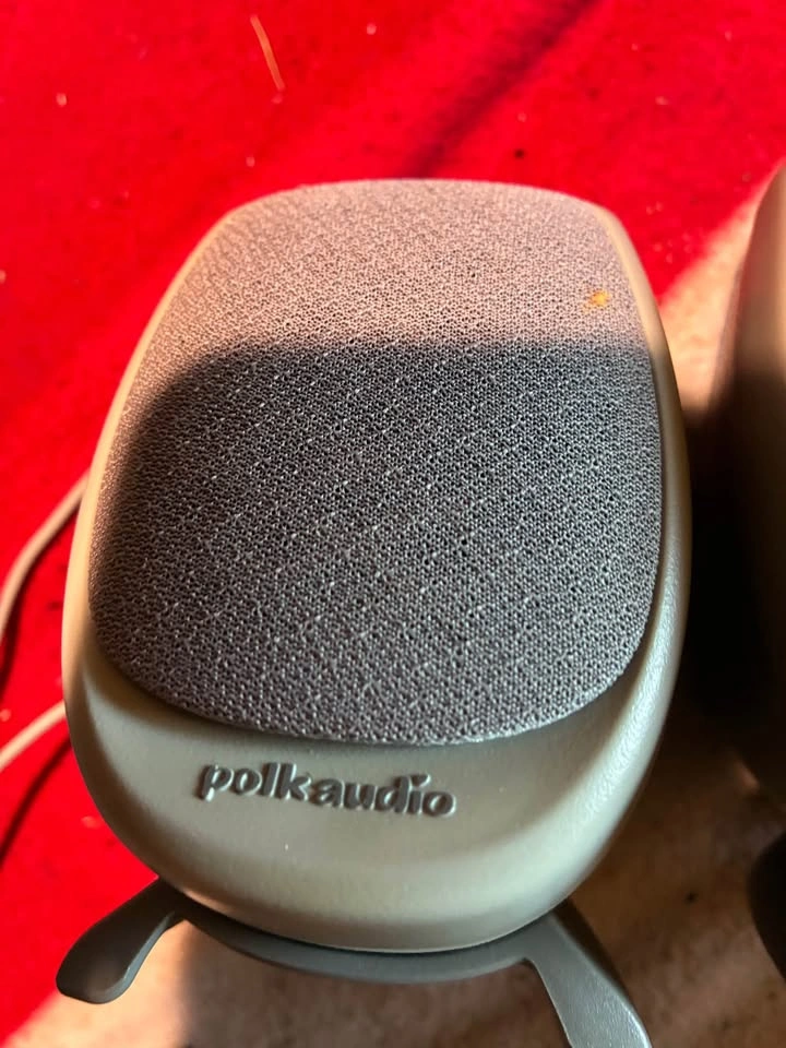 Polk Audio left and right desktop computer speakers - photo 4