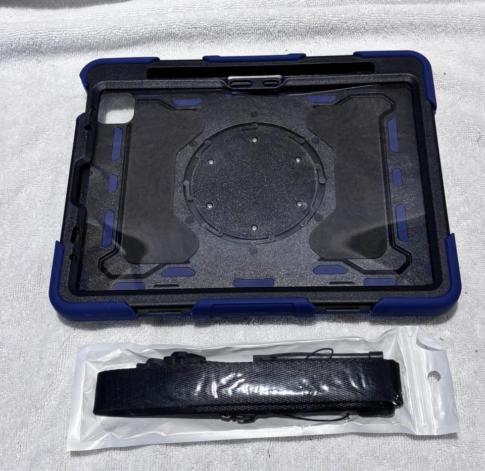 Case for iPad Pro 11 Inch (M5 / M4) Navy Blue - photo 2