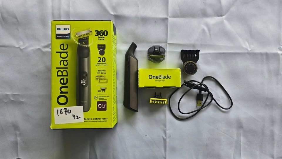 Philips OneBlade 360 Pro Trimmer - photo 4