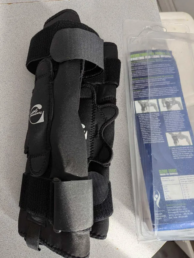 Townsend Sport Knee Brace XL image indicator(5)