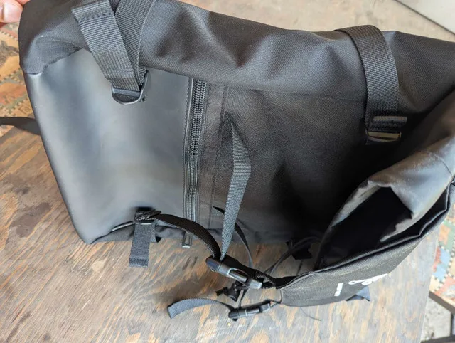 Backpack New condition image indicator(7)