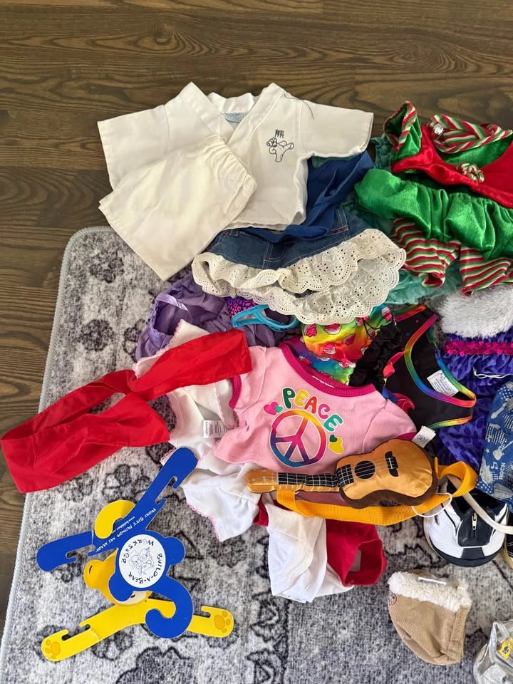 Build A Bear Clothing Lot - photo 2