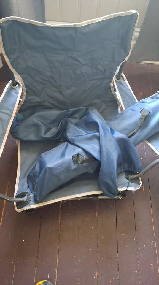 Blue Folding Camping Chair - photo 2