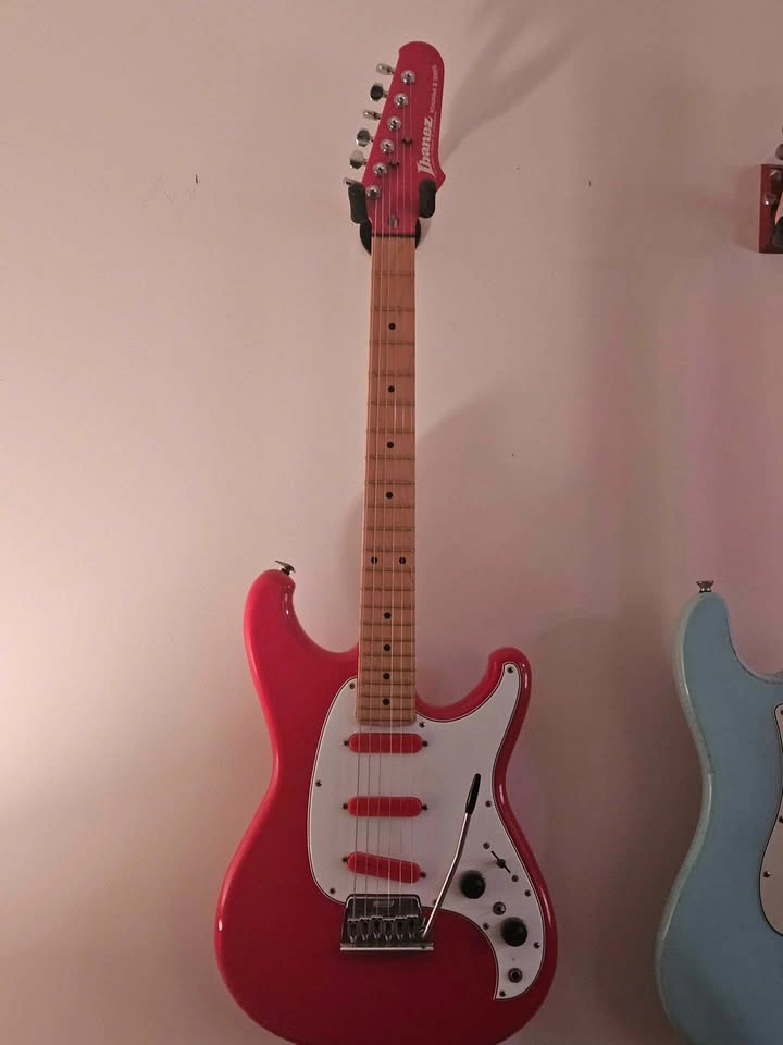 Guitar Blowout Sale - photo 4