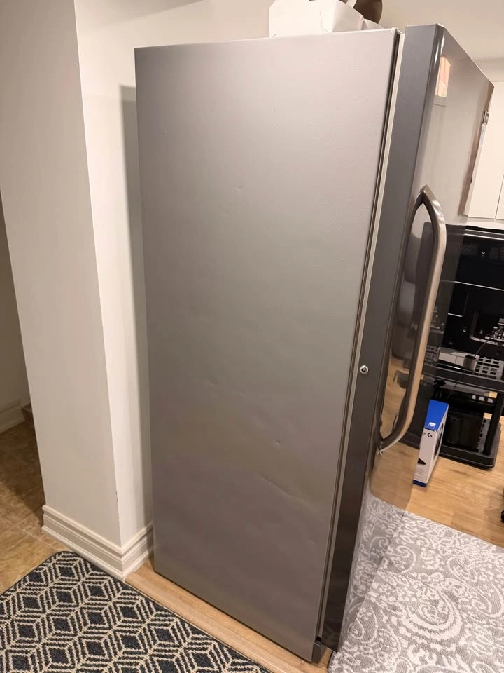Large Upright Freezer - photo 3