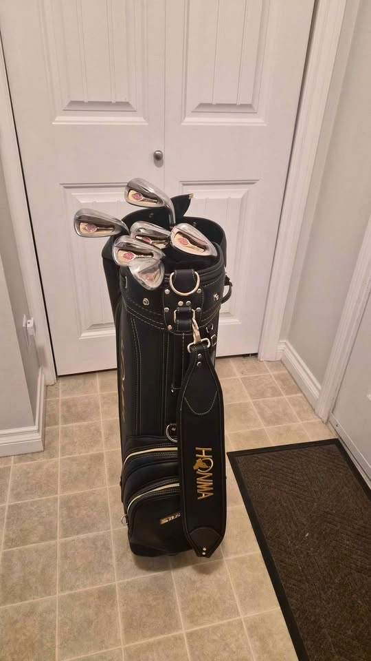 Honma Ladies Iron Set + Golf Cart Bag