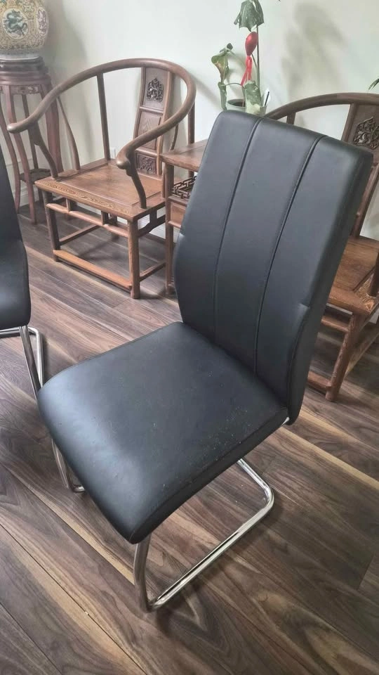 Set of 4 Black Faux Leather Cantilever Dining Chairs - photo 2
