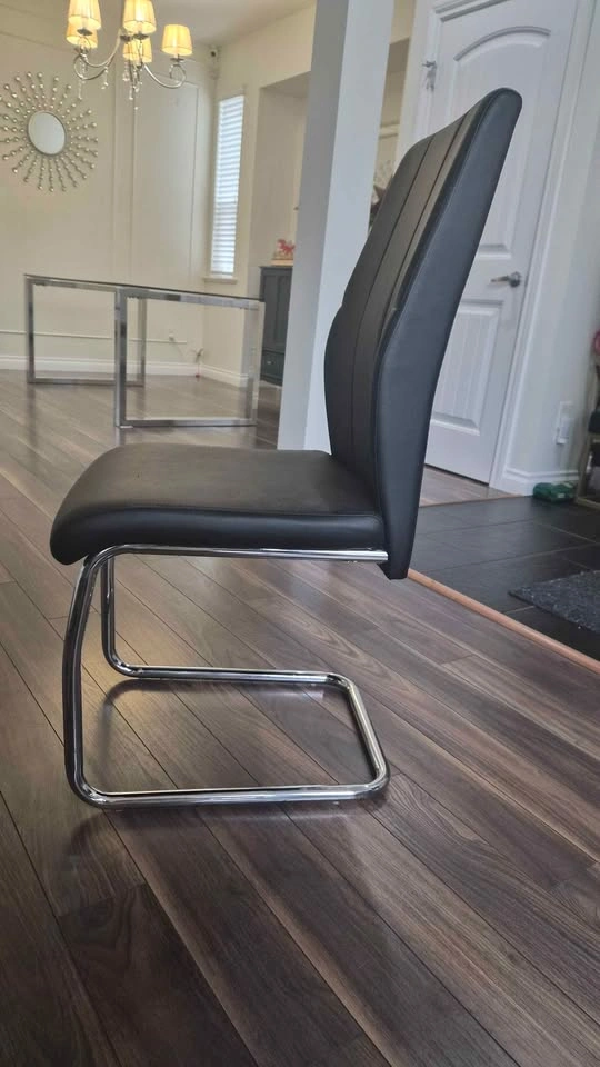 Set of 4 Black Faux Leather Cantilever Dining Chairs - photo 4