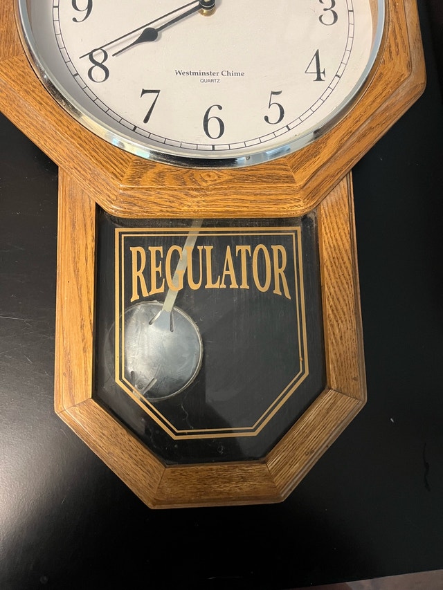 Ingraham Regulator Wall Clock - photo 2