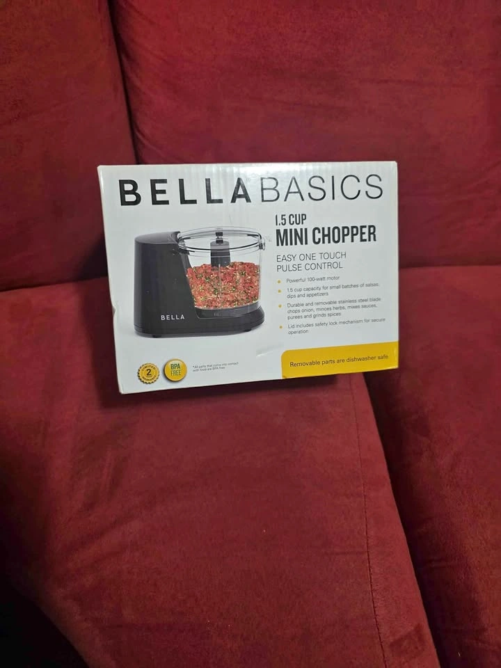 Bella Basics Mini Food Chopper 1.5 Cups (New in Box)