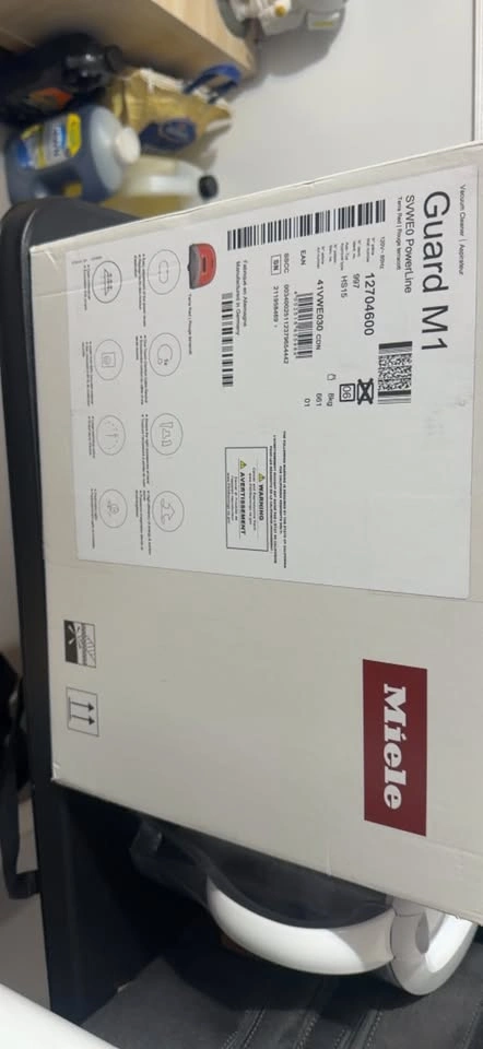 Miele Guard M1 Vacuum Cleaner - photo 3