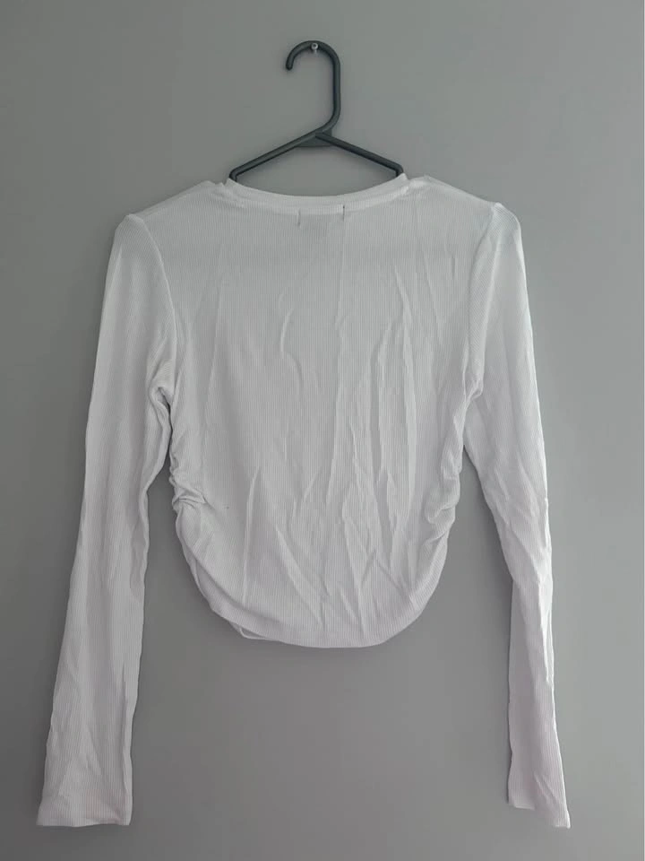 White long sleeve - photo 3