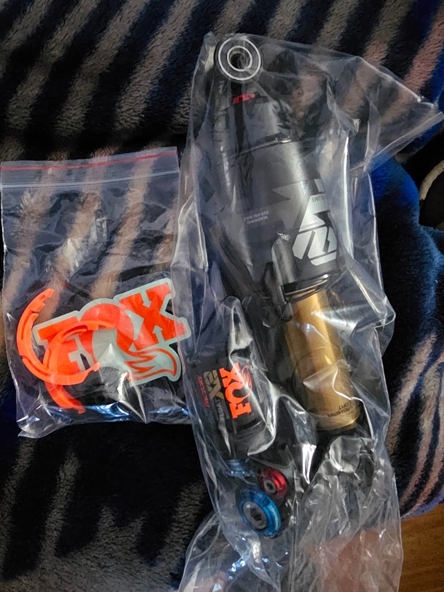 2024 FOX Float X2 Factory Rear shock (205 x 60) new in box - photo 3