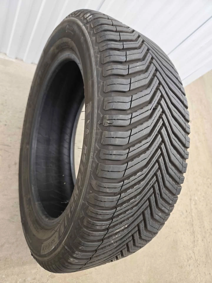 Michelin Cross Climate Tire 245/55R19 - photo 4