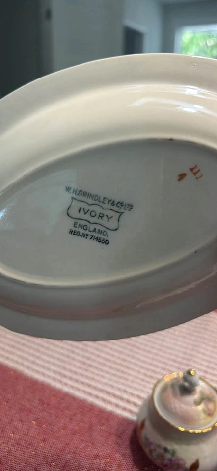 W.H. Grindley & Co Ltd Ivory Oval Serving Bowl - photo 2
