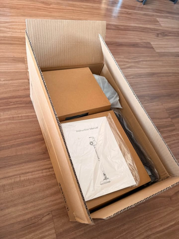BRAND NEW Cordless Stick Vacuum Cleaner - photo 2