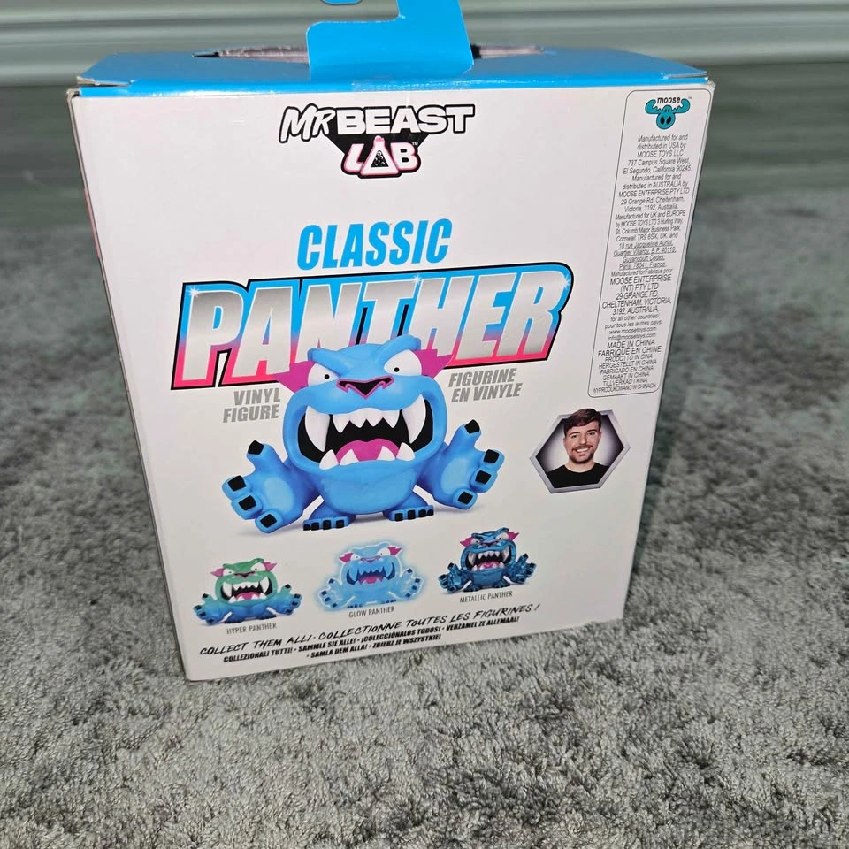 MrBeast Lab Classic Panther Vinyl Figure - photo 4