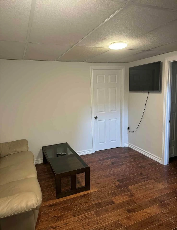 Private room for rent - photo 3