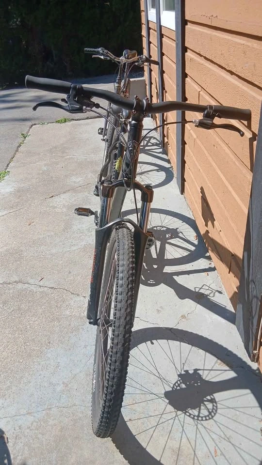 Mountain bike - photo 3