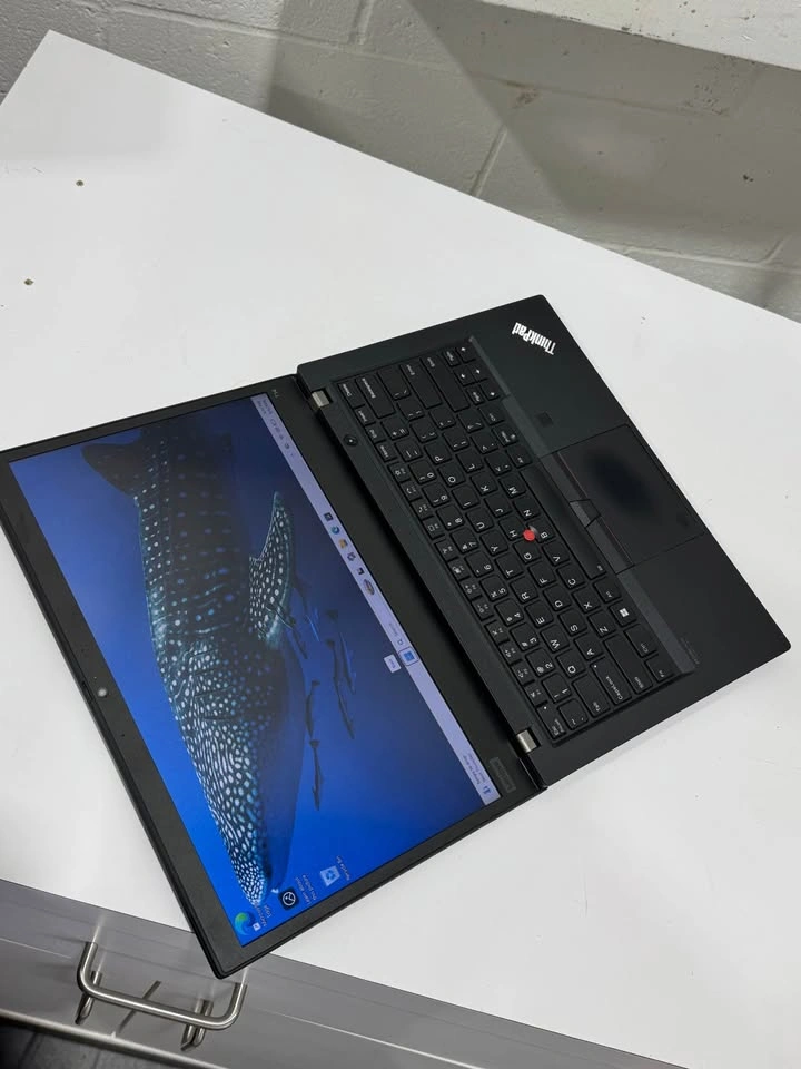 T14 Gen 2 Thinkpad- Intel Core i5 1145G7- 256GB SSD- 16GB RAM - photo 5