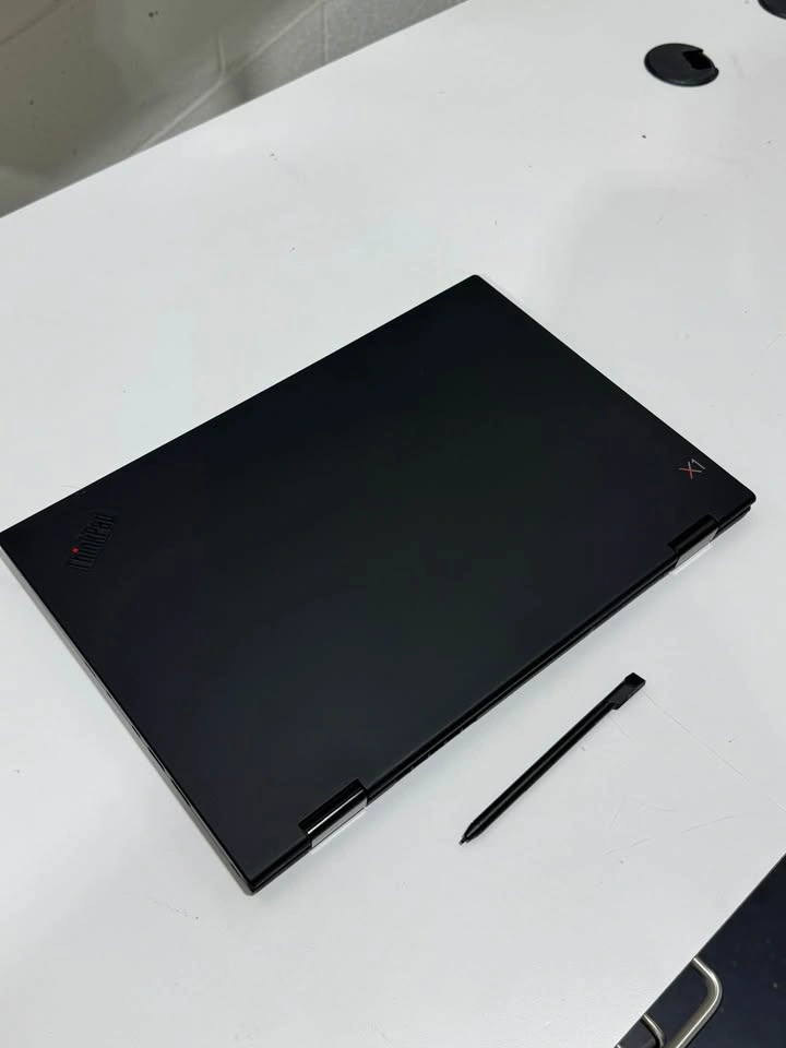 X1 Yoga Thinkpad 3rd Gen- Intel Core i7 8th - 512GB SSD- 16GB RA - photo 3