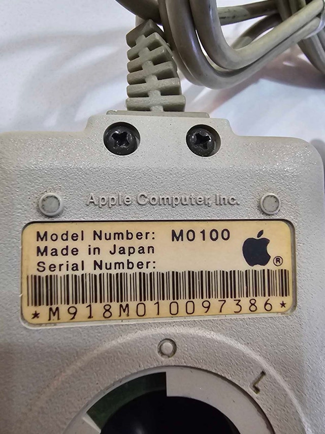 Apple M0100 Mouse - photo 2