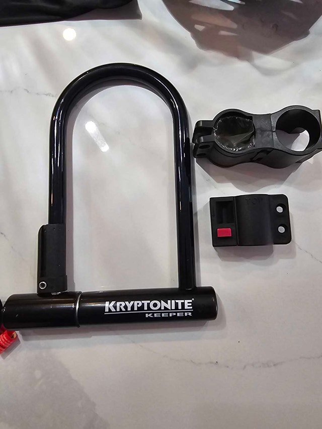 Moon Helmet and Kryptonite Keeper U-Lock Bundle - photo 4