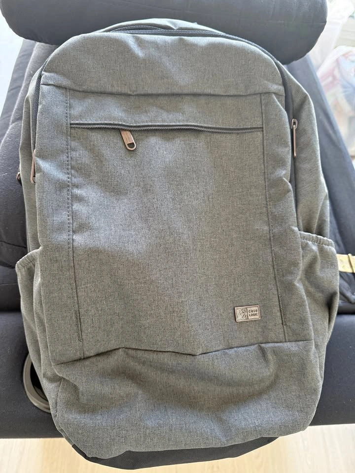Case Logic Era 15.6" Laptop Backpack (Charcoal Grey)